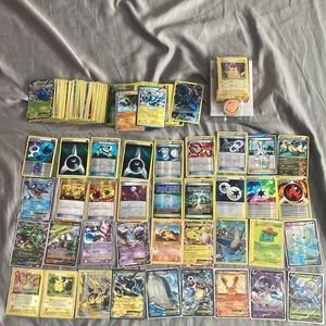 400+ RARE Pokémon’s cards